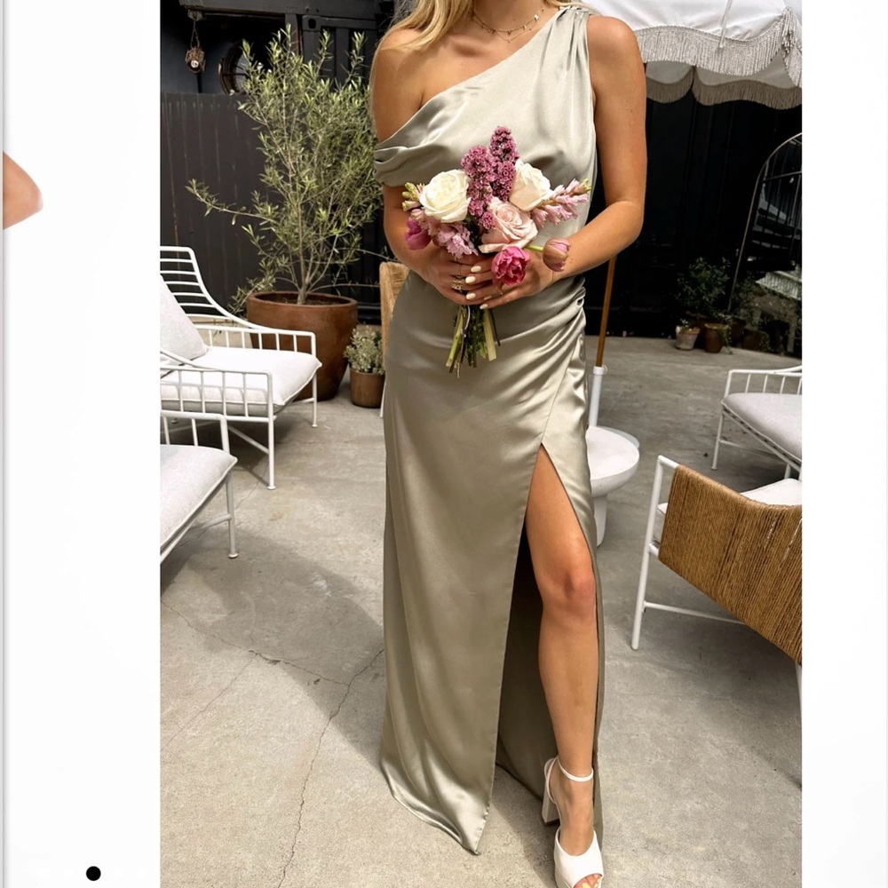 Show me your mumu satin dress NWT